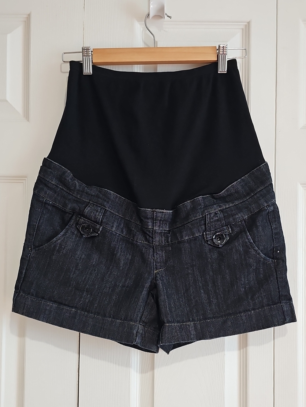 First Kick Maternity Denim Shorts | Size Medium